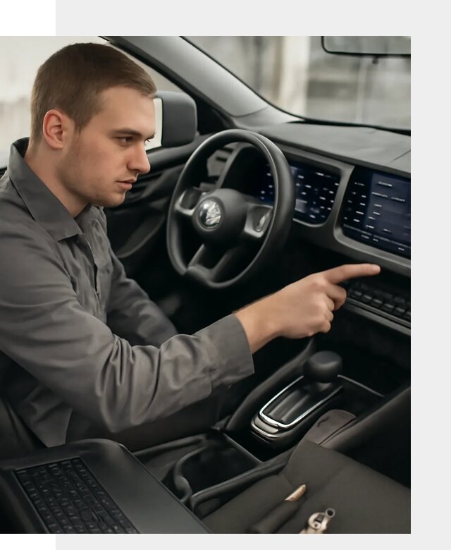 Русификация автомобиля Nissan N7 под ключ в Осинниках официально